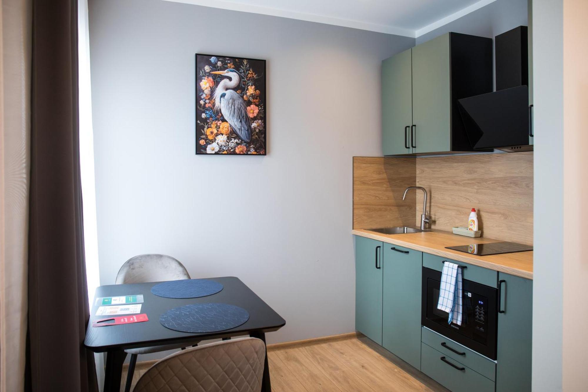 Deluxe Studio