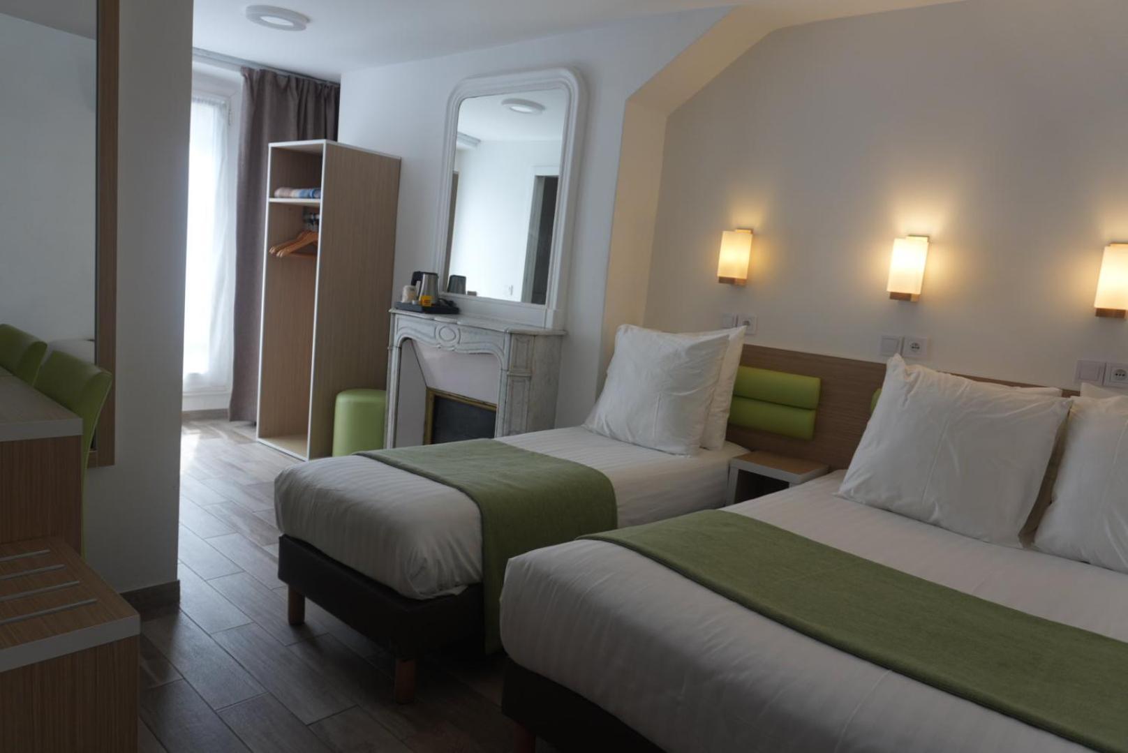 Comfort Triple Room