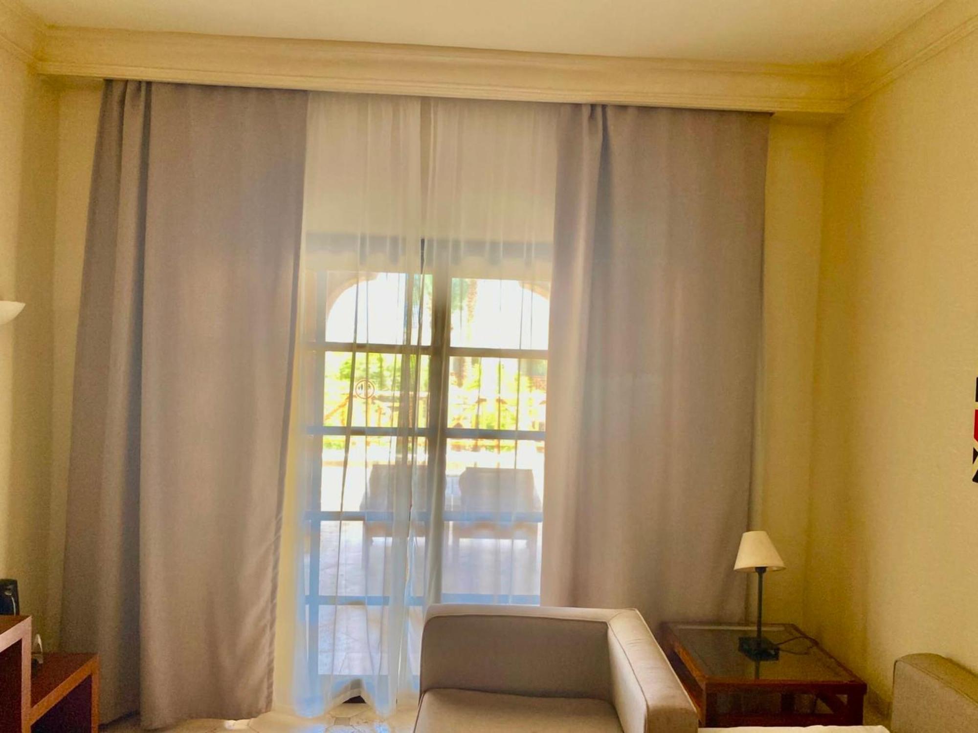 Junior Suite Direct Pool Access