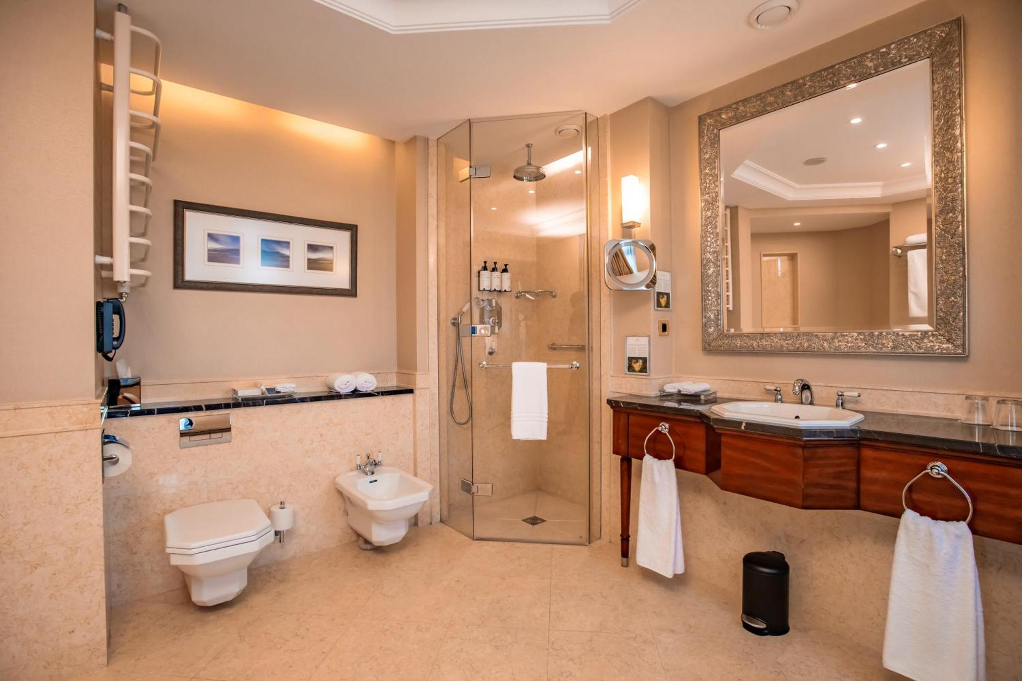 One-Bedroom Suite