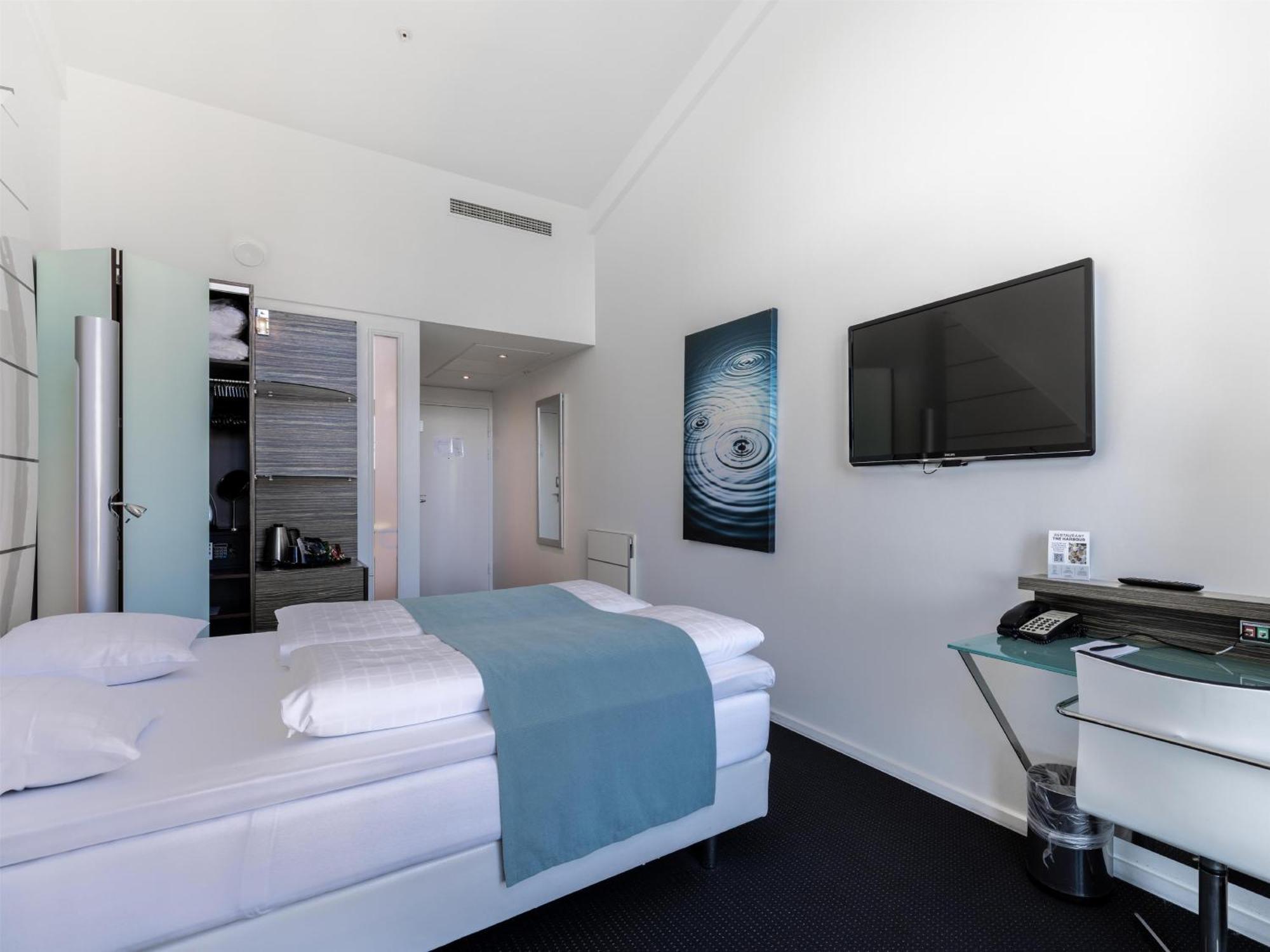 Superior Double Room Harbour View