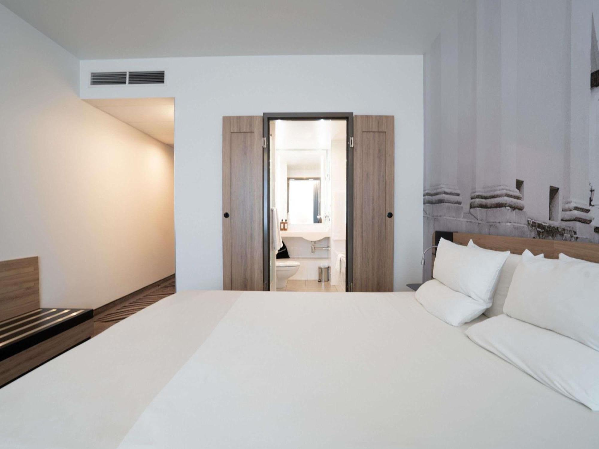 Superior Queen Room