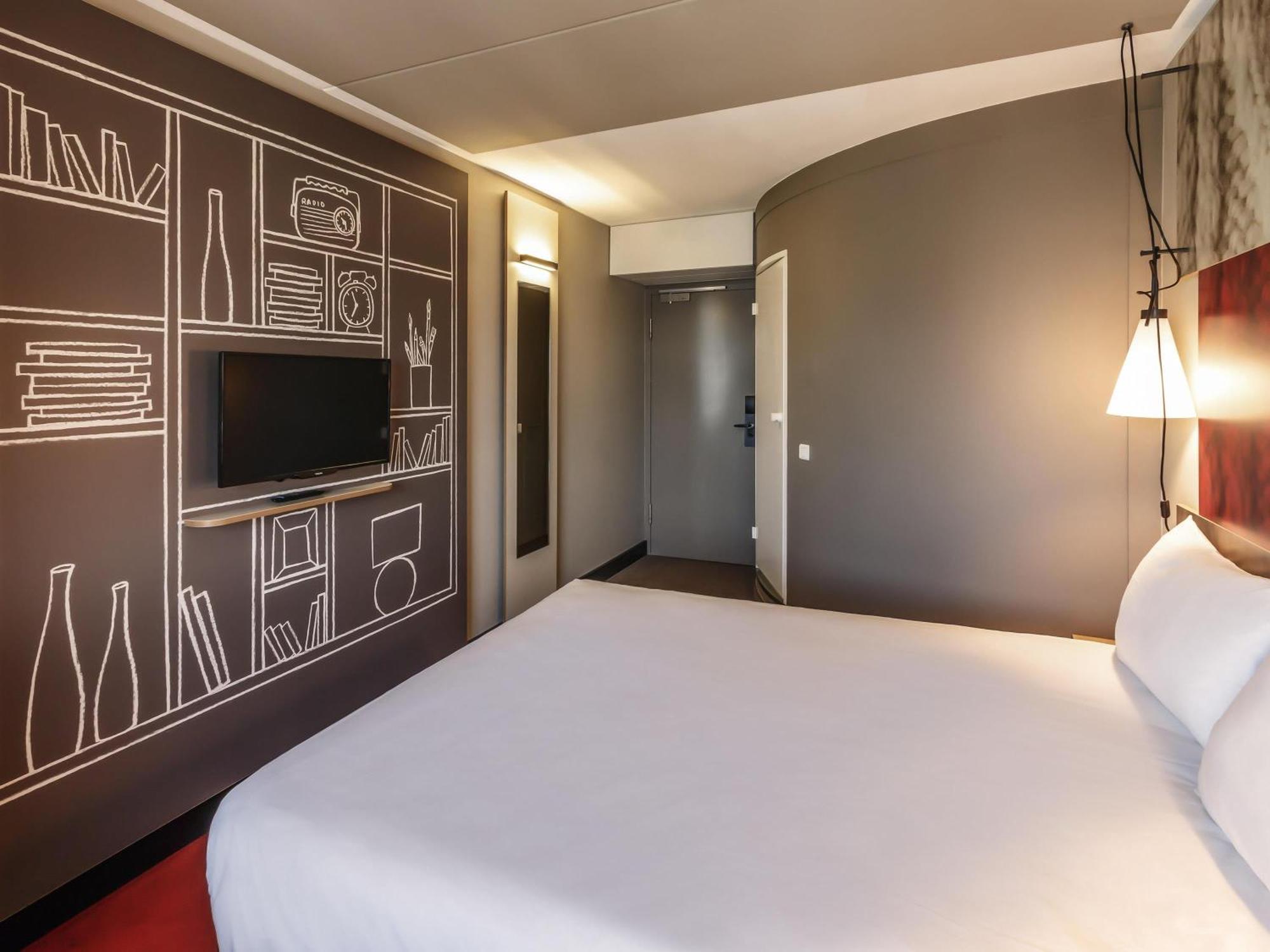 Room Â  City View