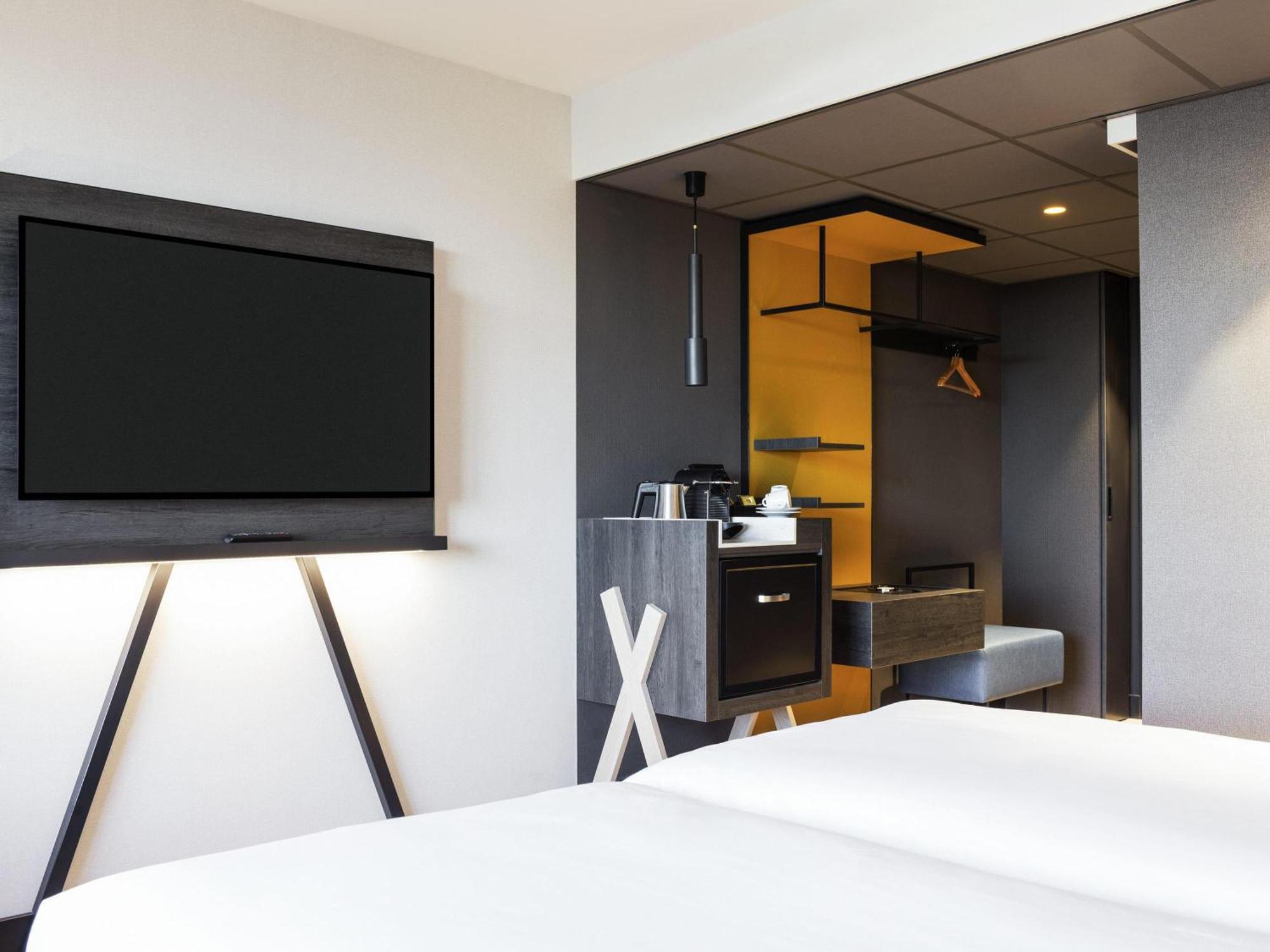 Privilege Twin Room Sofa Bed