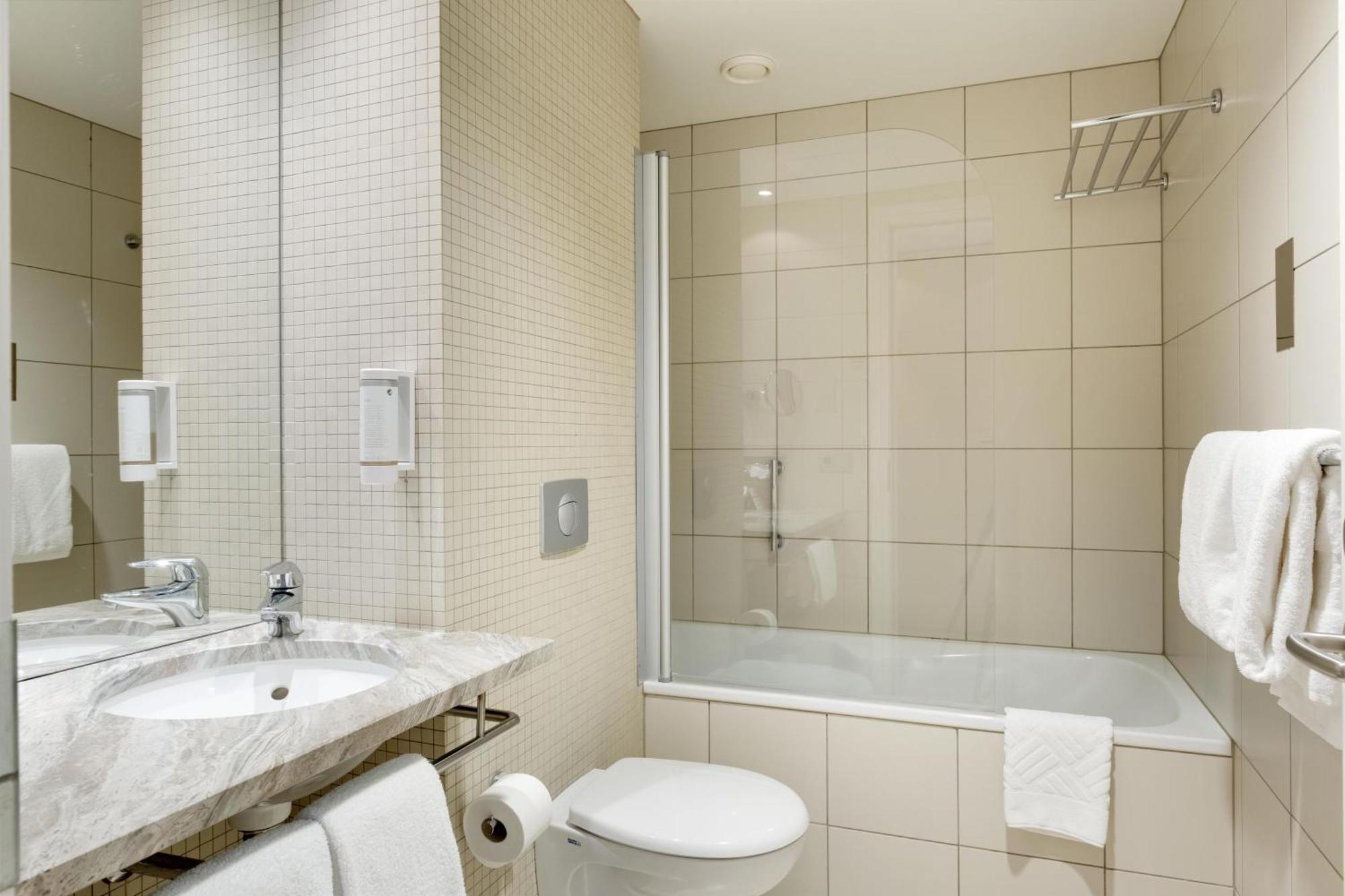Queen Room Scenic View