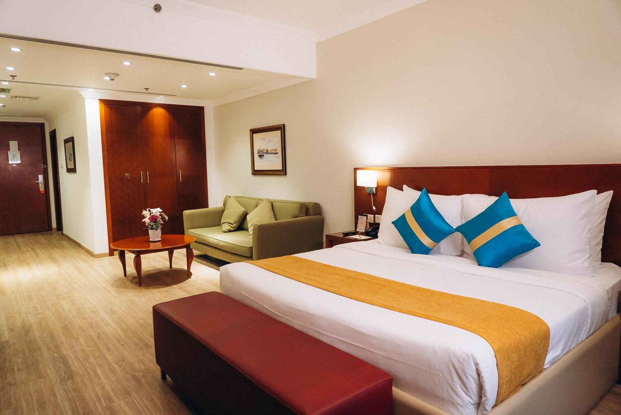 Deluxe King Room