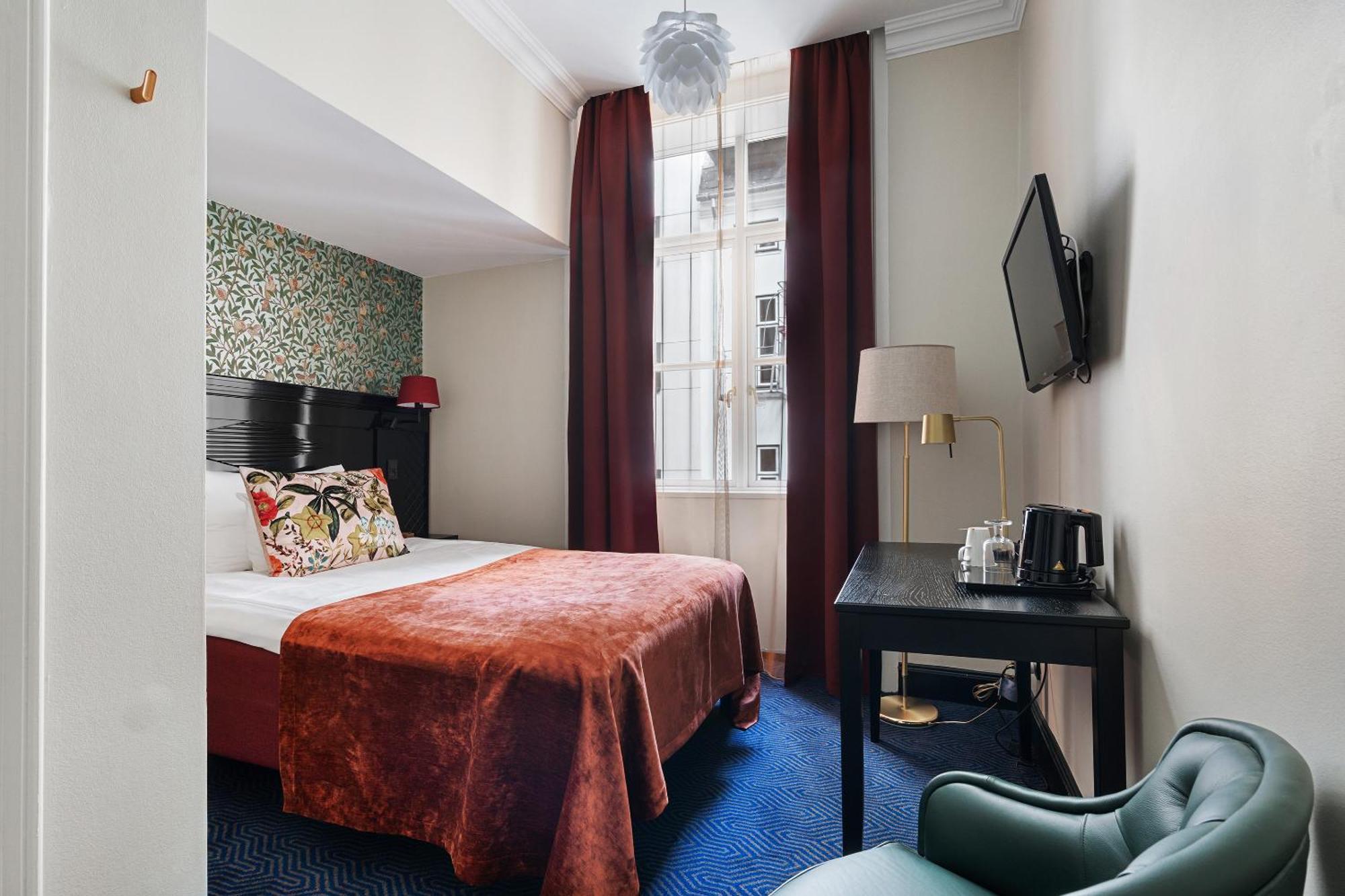 Classic Single Room