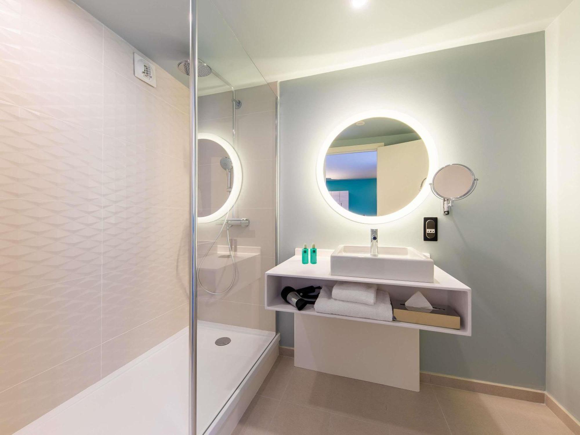 Riviera Superior Double Room balcony