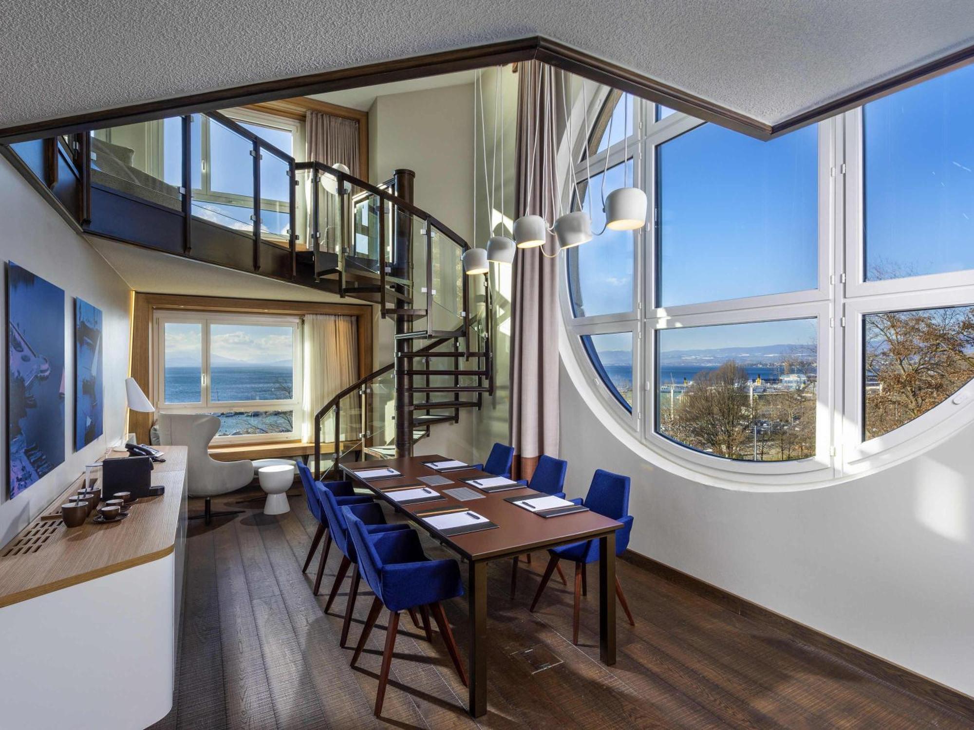 Duplex King Suite Lake View
