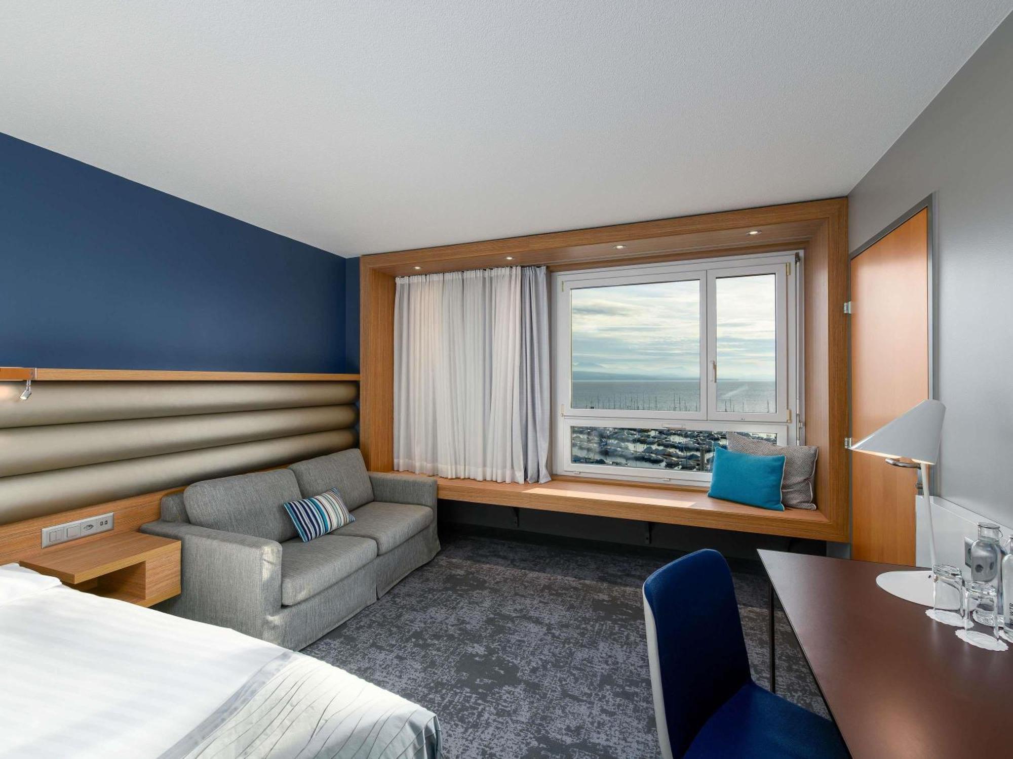 Deluxe Twin Room Lake View