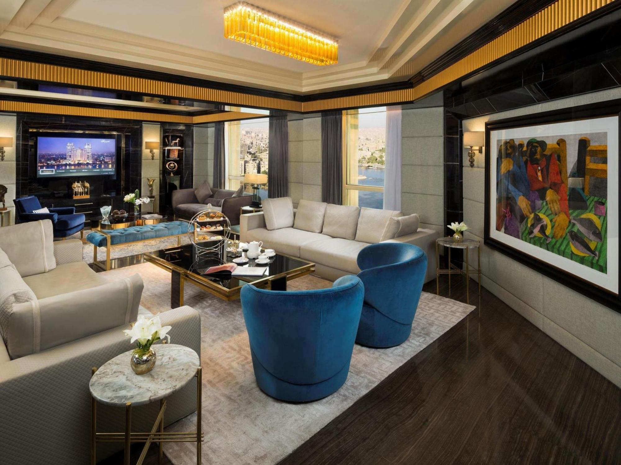 Presidential Suite Lounge access