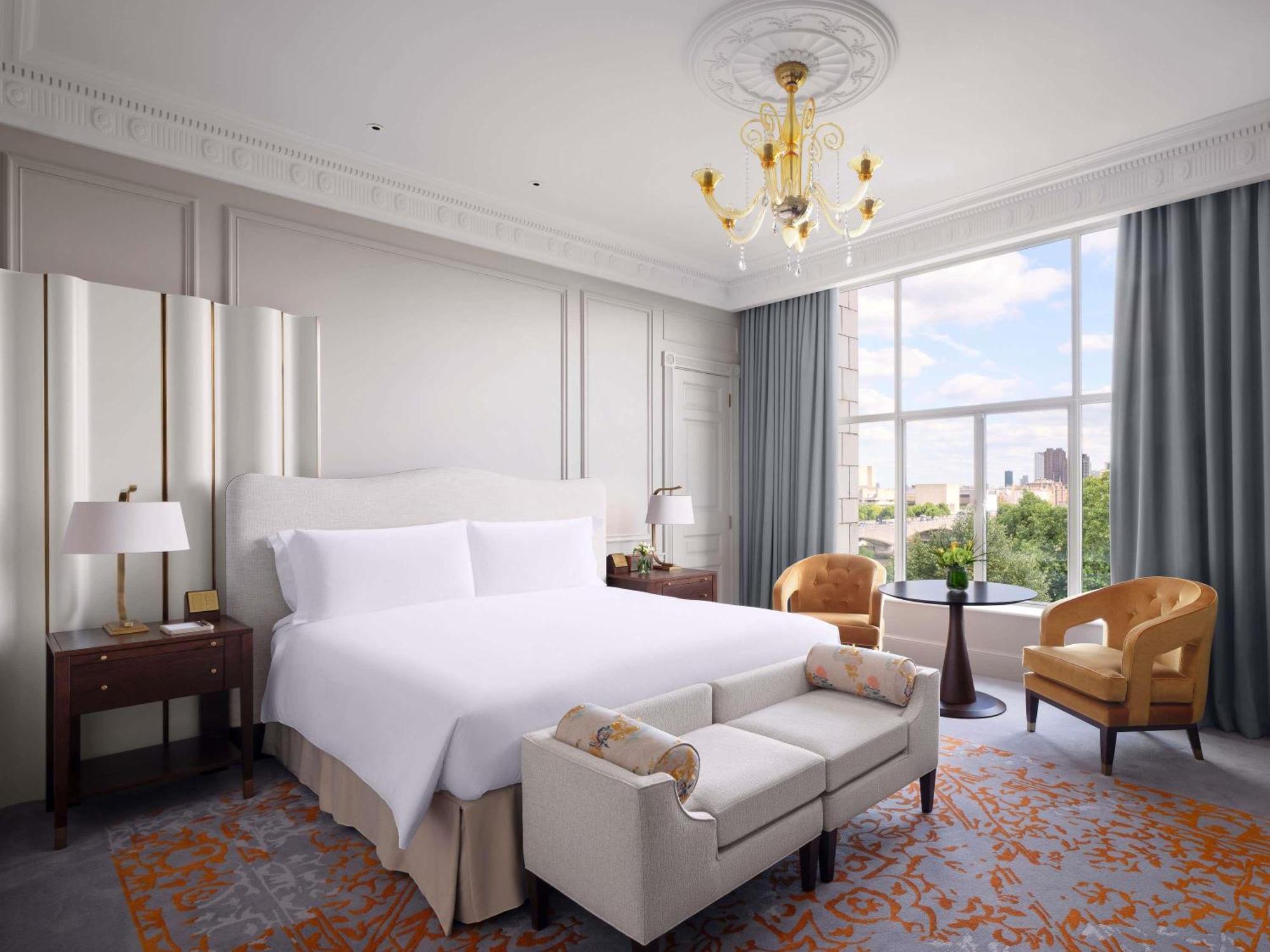Junior King Suite River View