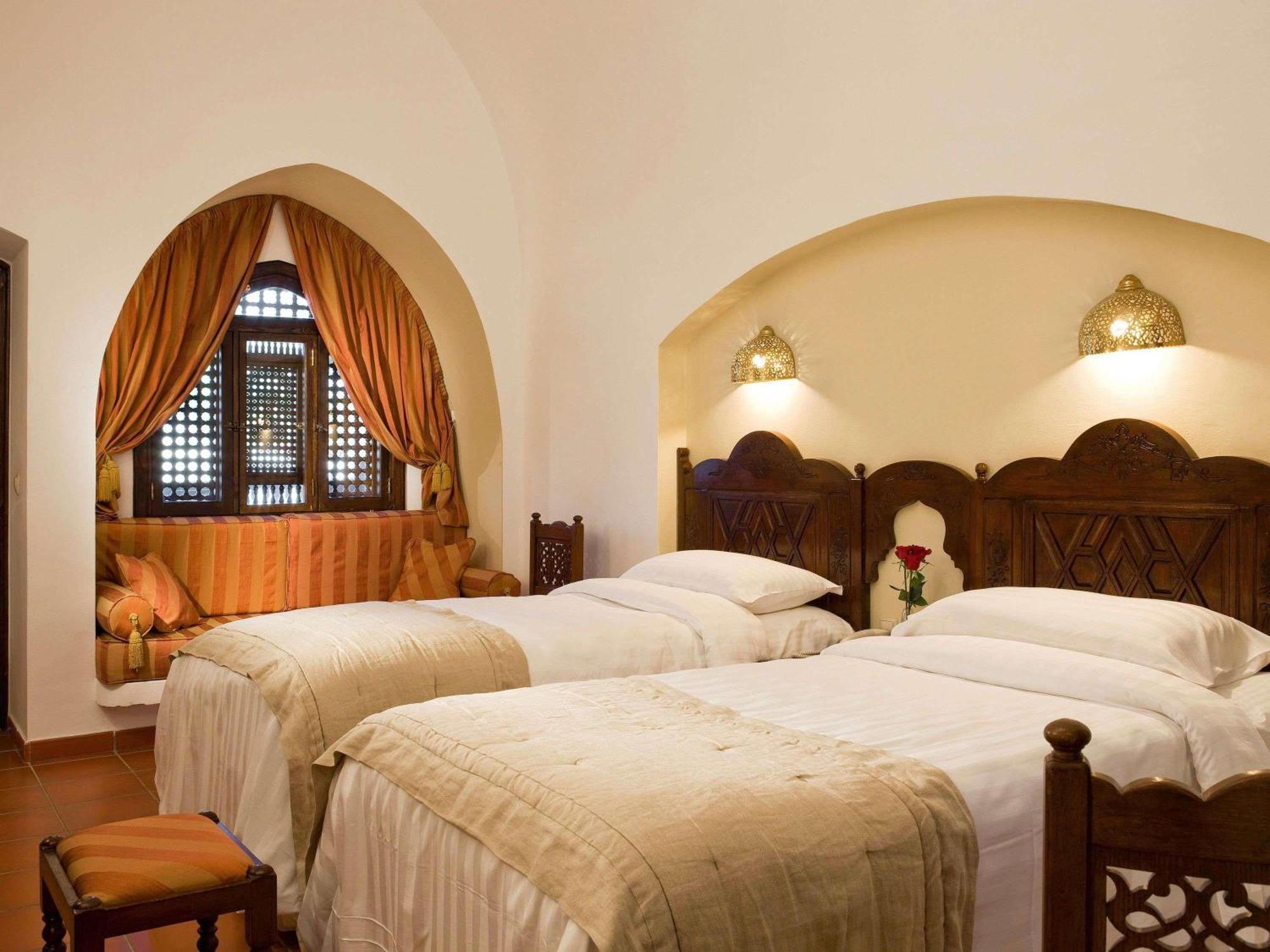 Classic Twin Room Partial Sea View