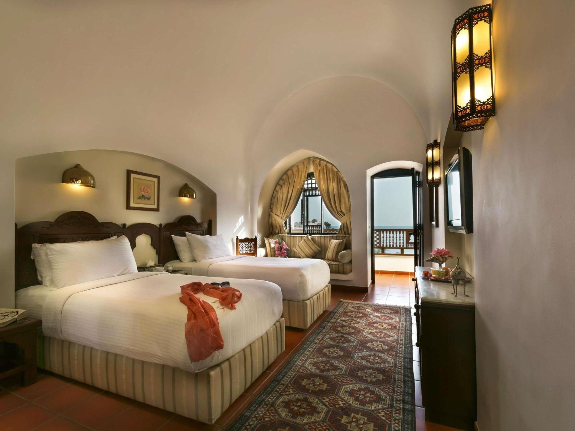 Classic Twin Room Partial Sea View