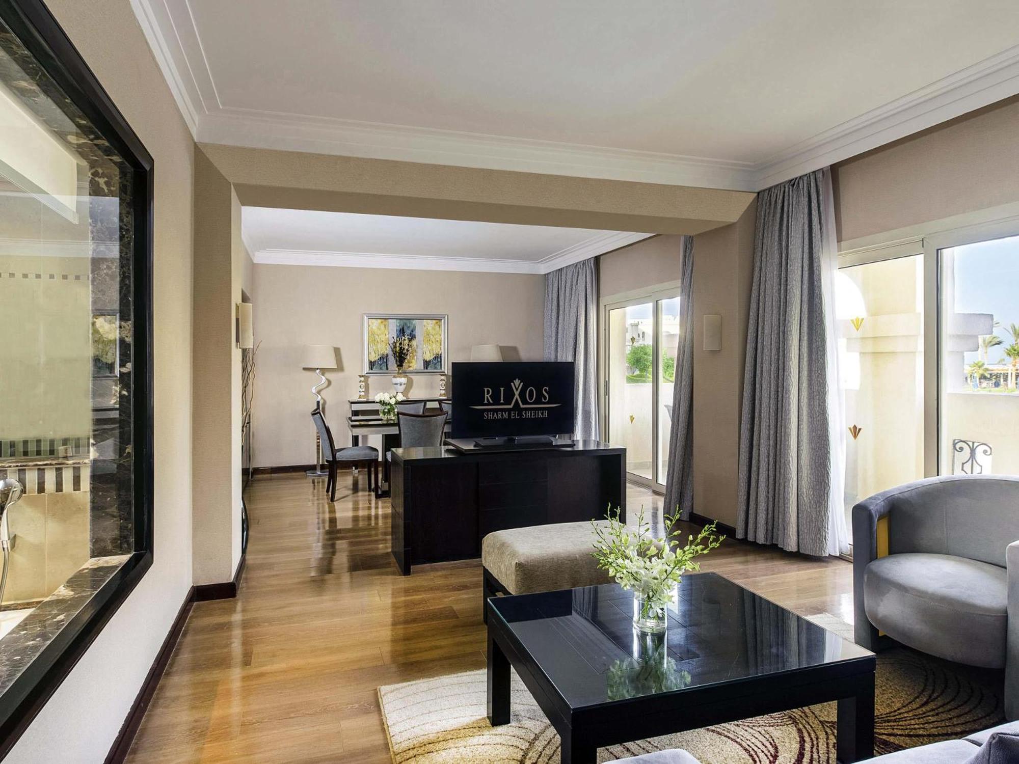 Diplomatic Suite