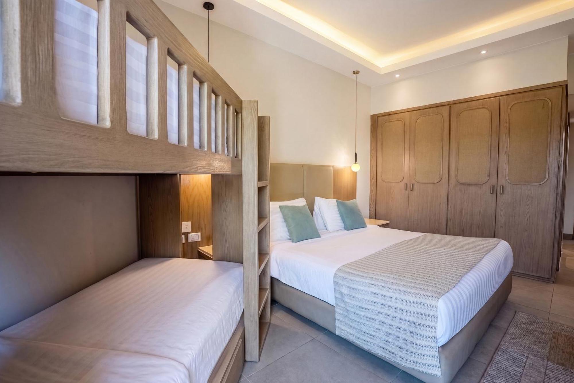 Family Bunk Bed Room