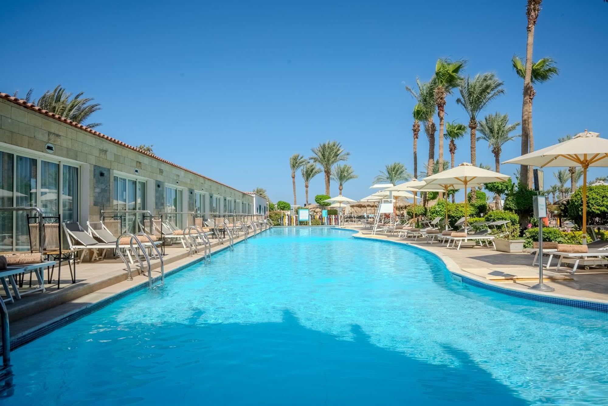 Swim Up Room Adults Only