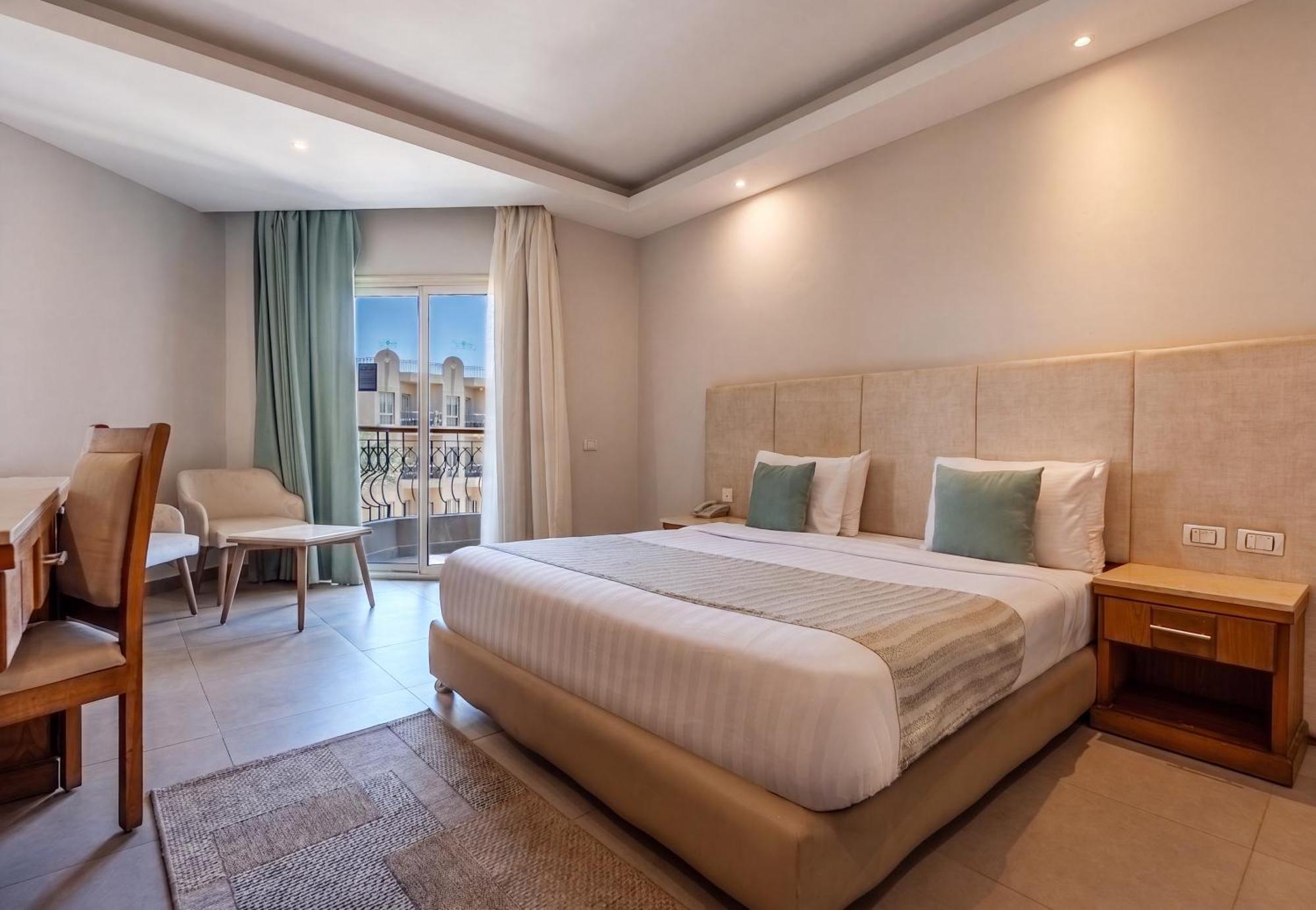 Mega Family Room