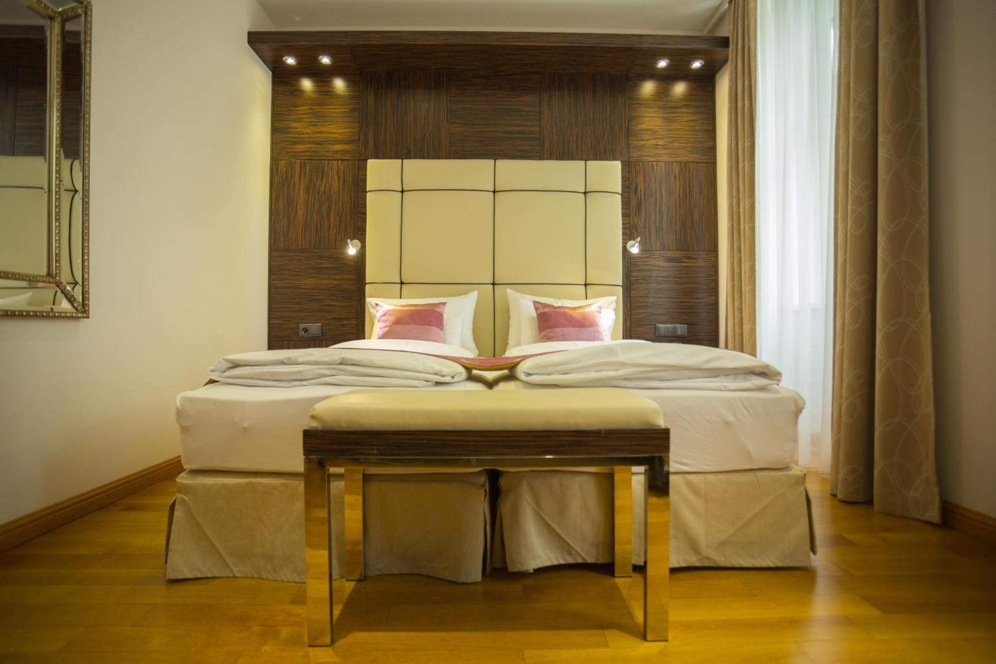 Classic Double Room