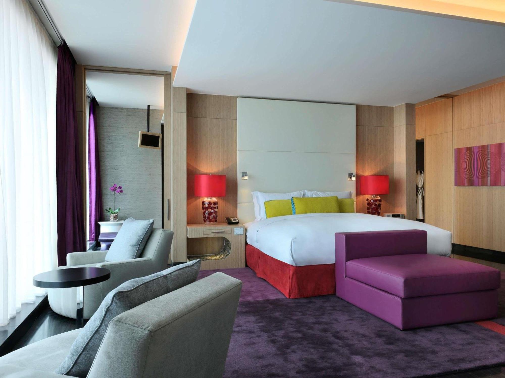 Royal King Suite View Club Access