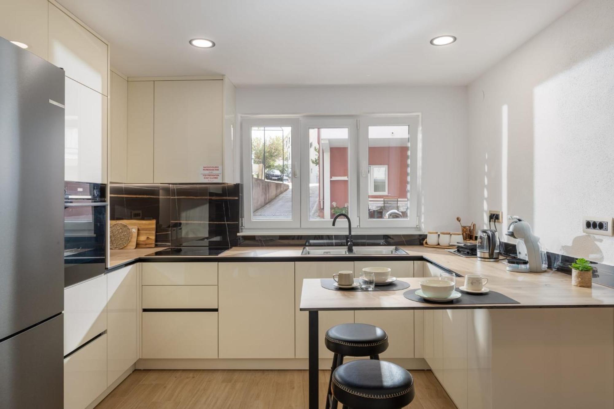 Superior Apartment