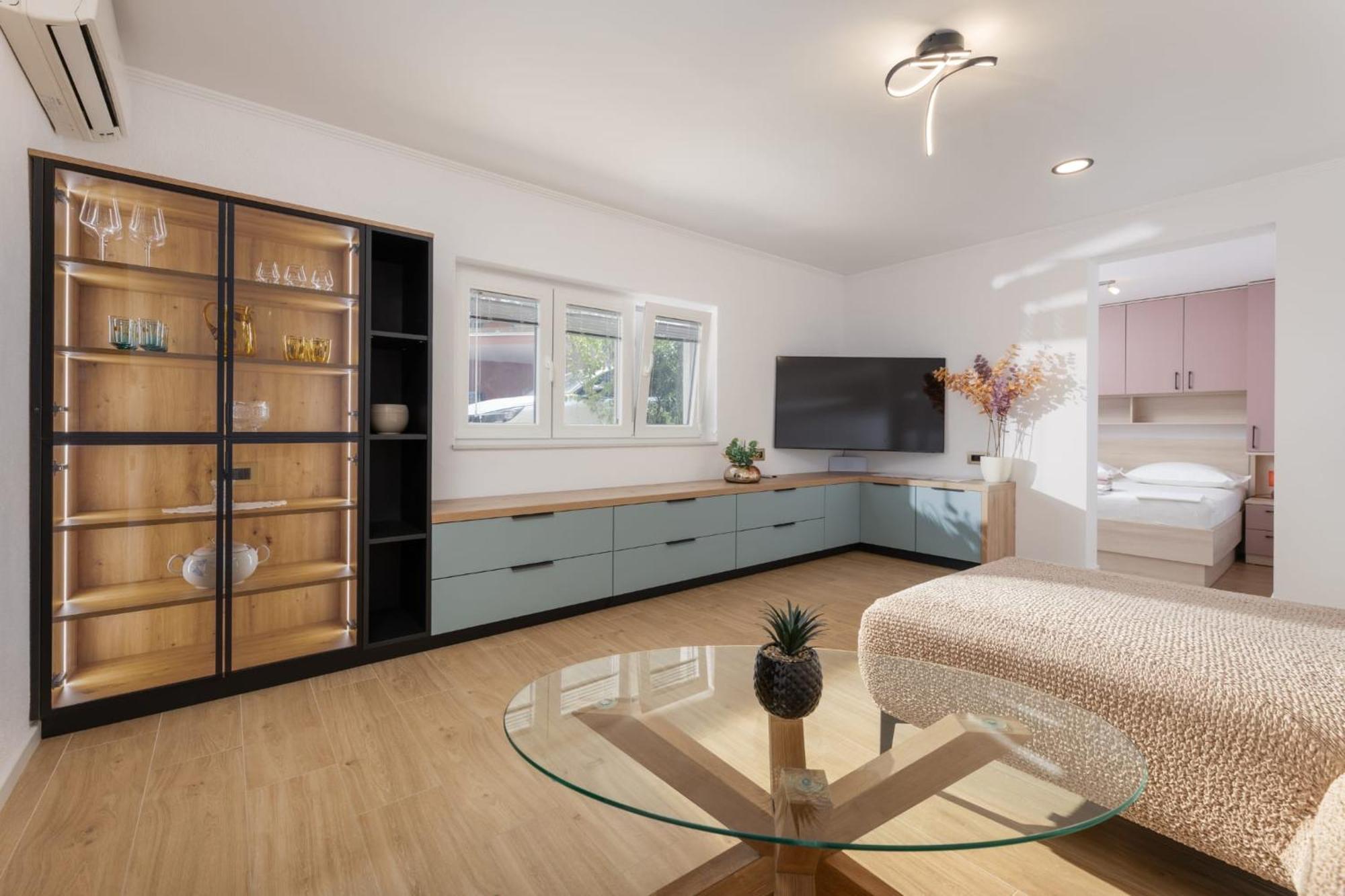 Superior Apartment