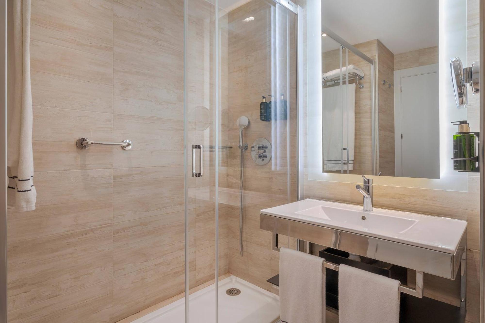 Apartament typu Executive Junior Suite z widokiem na morze