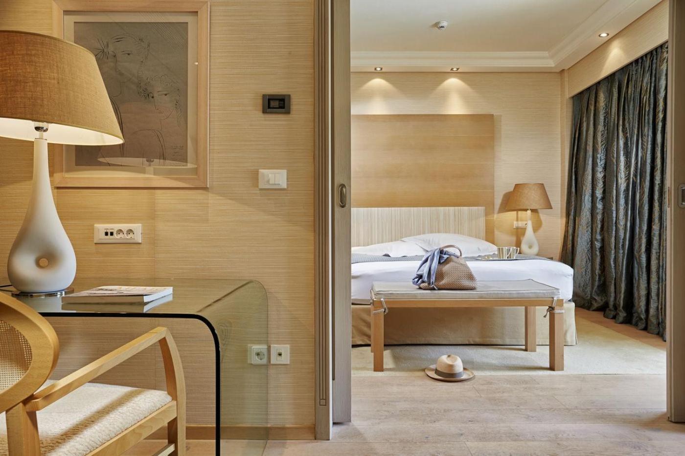 Executive Park Suite