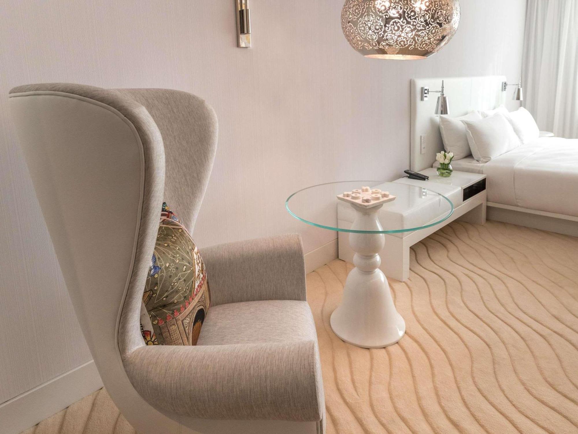 Signature Room – Twin, 2 Queen Beds