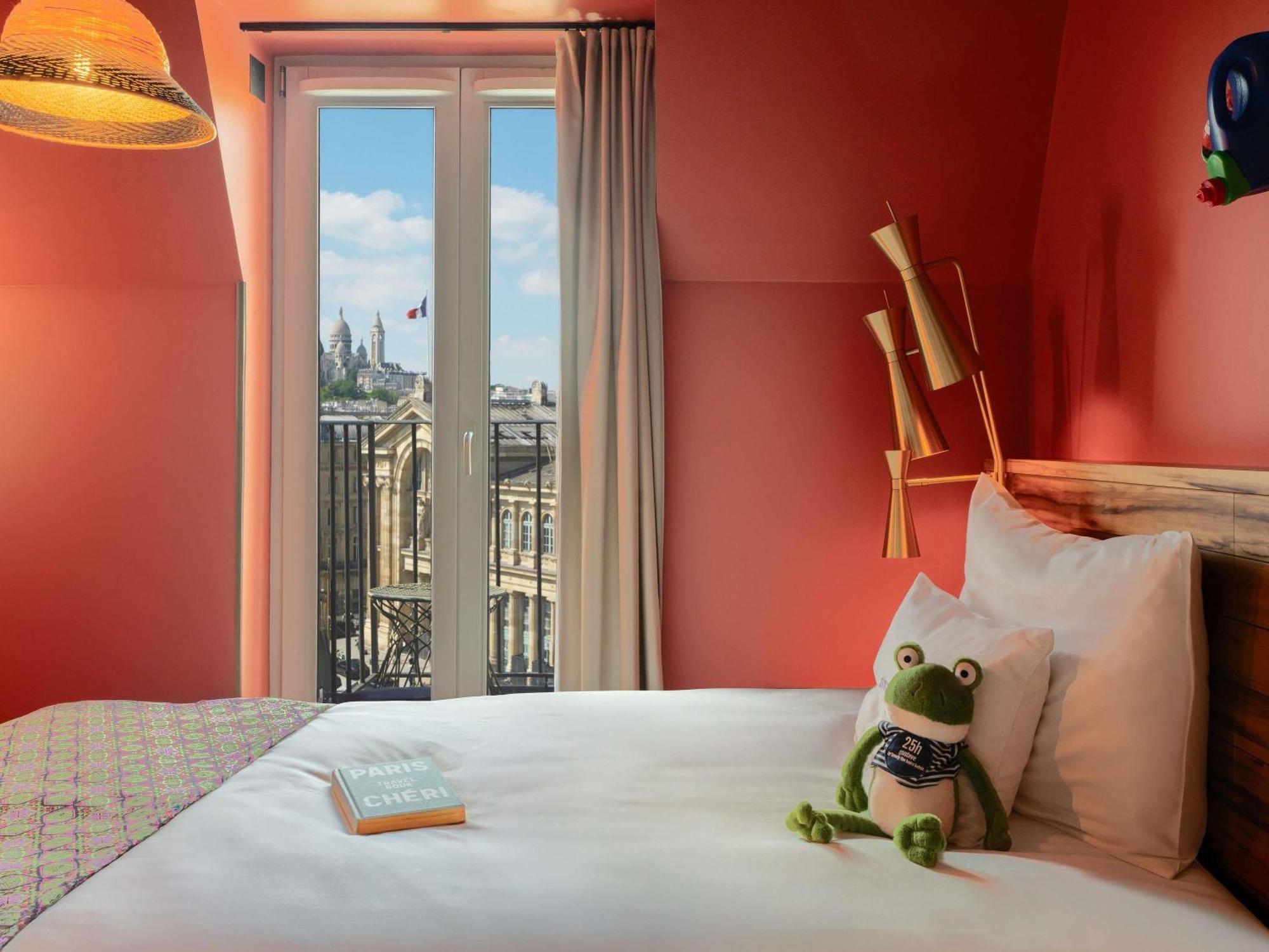 Small Room City View
