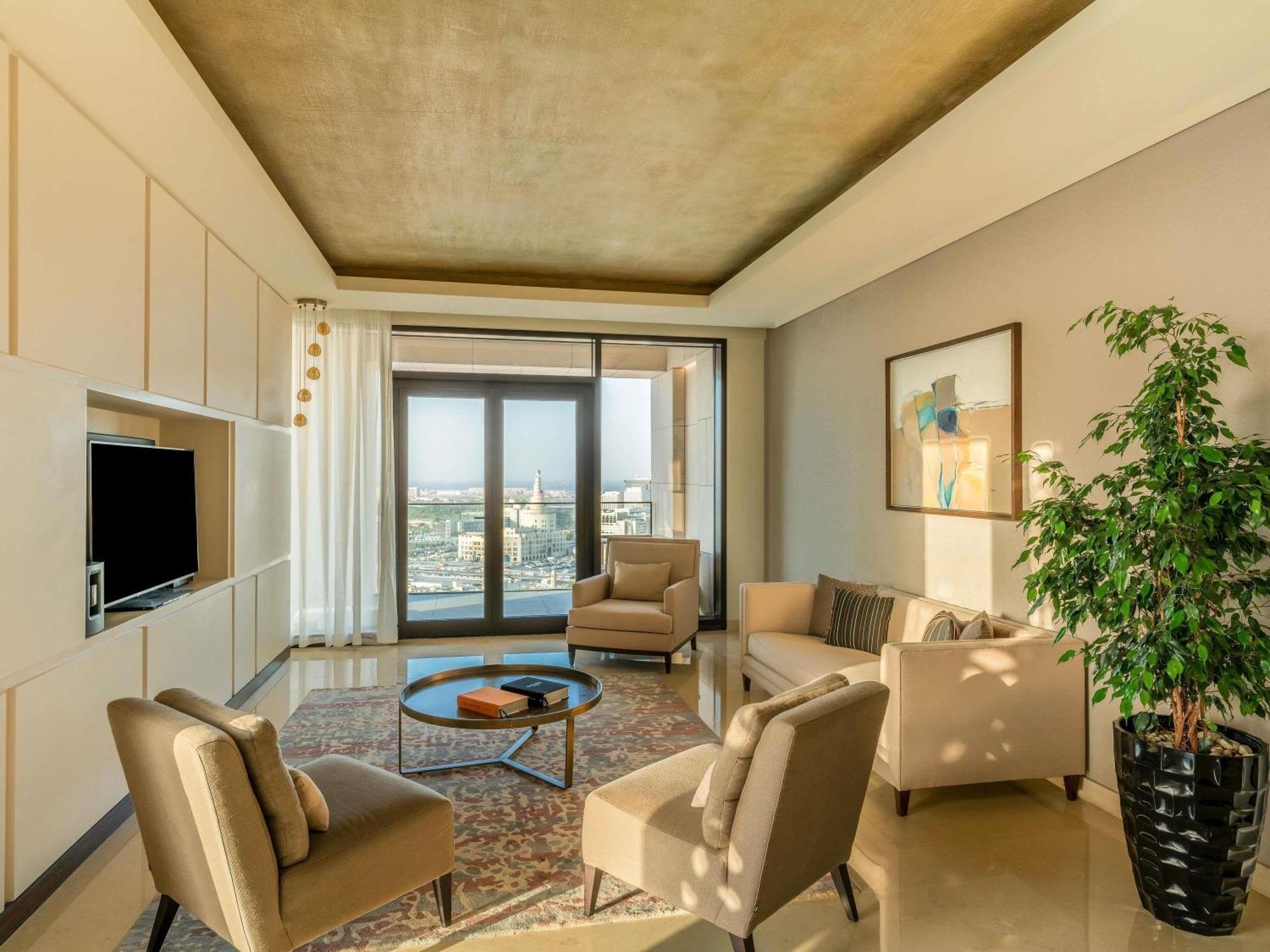 Two-Bedroom Apartment Balcony Sea View