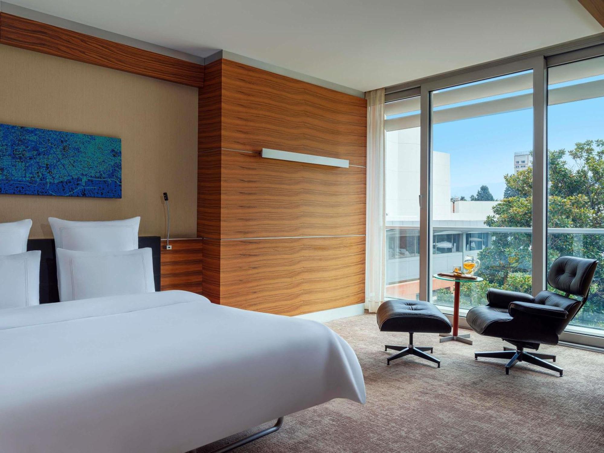 Executive Twin Room Garden View