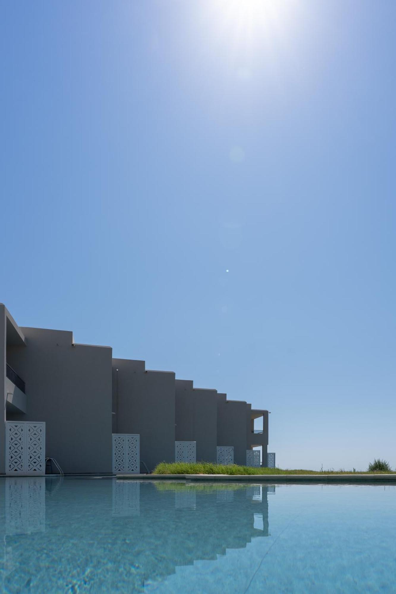 Double Deluxe Swim up Sea view