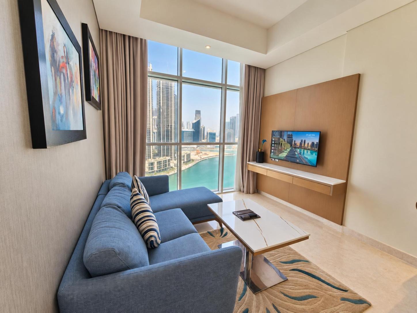 One Bedroom Suite Dubai Canal view access to Hotel's private beach at Palm-Jumeirah