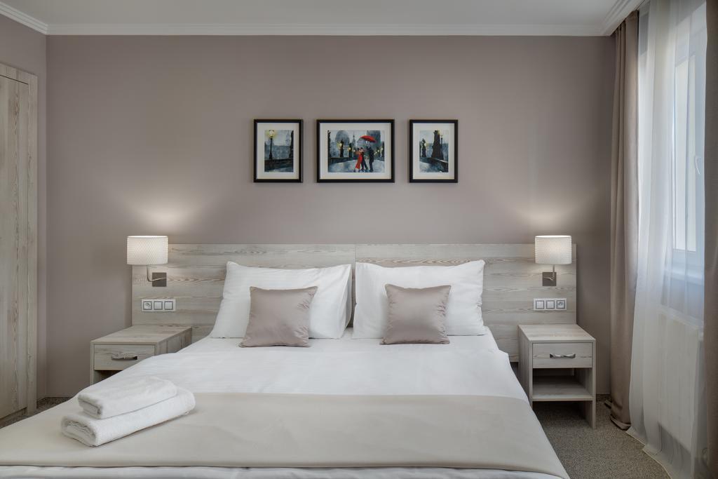 Double or Twin Room,706708918:JPEG