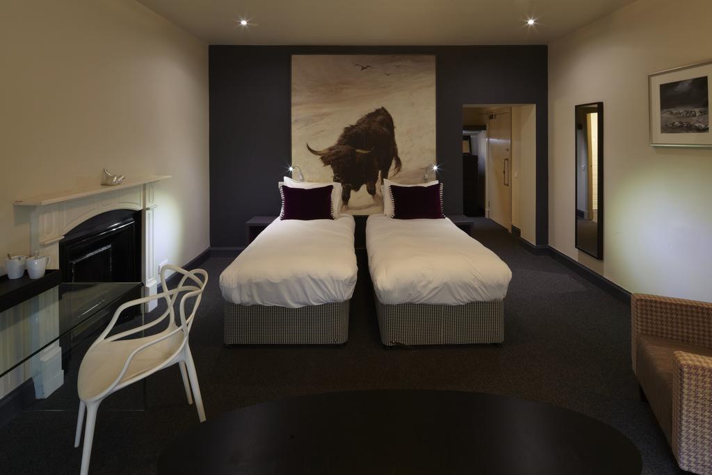 Accessible Family Room,799034433:JPEG