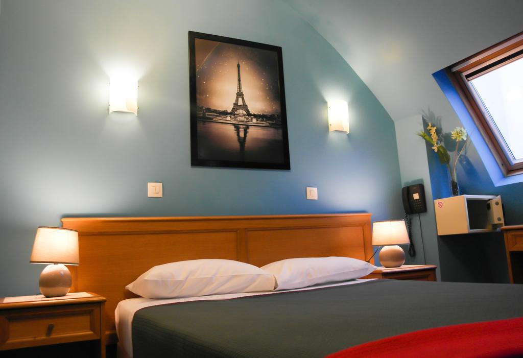 Double Room,678230094:JPEG