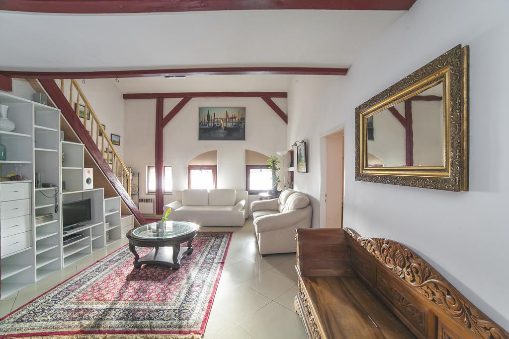 Apartament typu Deluxe z 4 sypialniami i widokiem na Rynek Główny