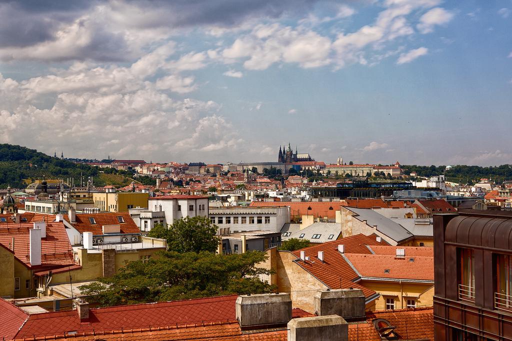 Apartament typu Panorama Suite z widokiem na zamek