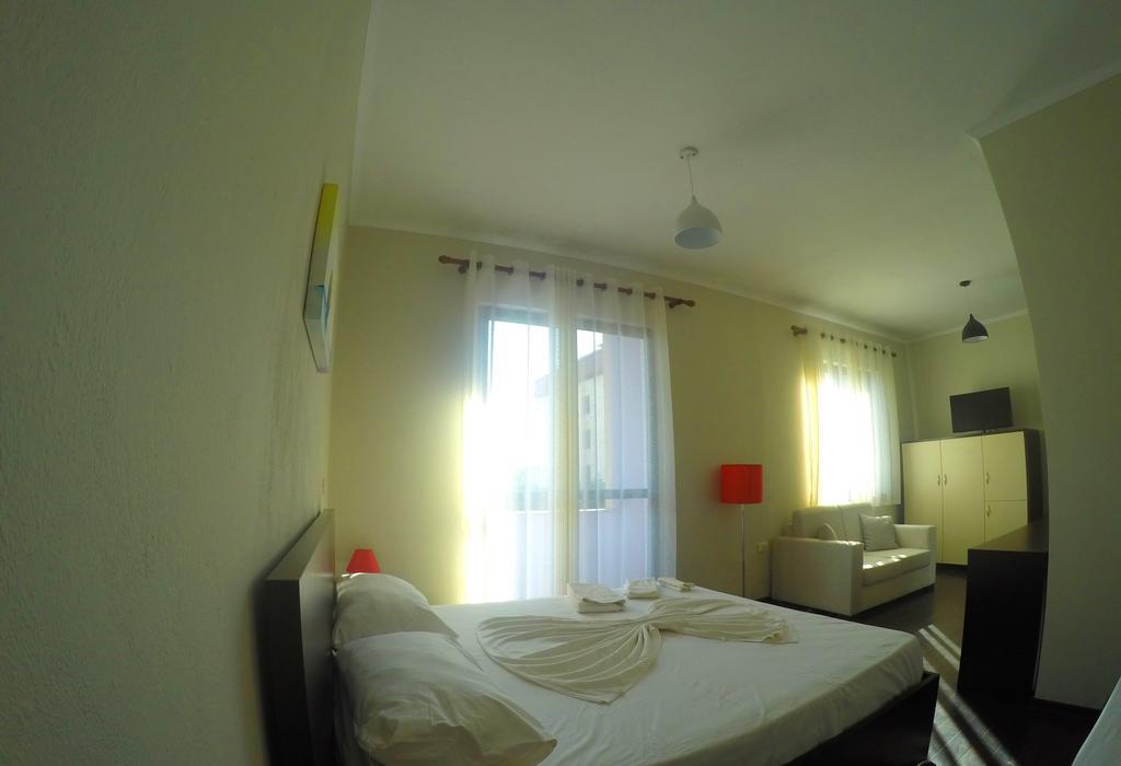 Pokój trzyosobowy z balkonem