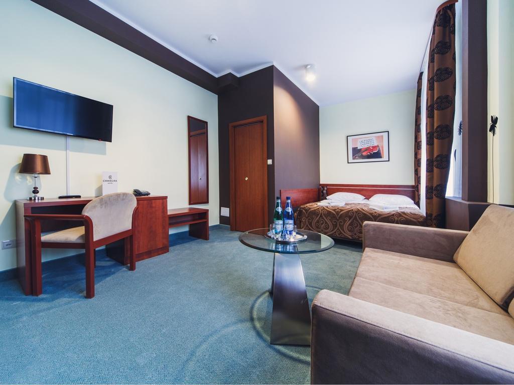 Studio,205888909:JPEG