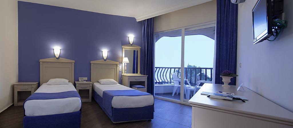 Standard Double or Twin Room,1209891082:JPEG