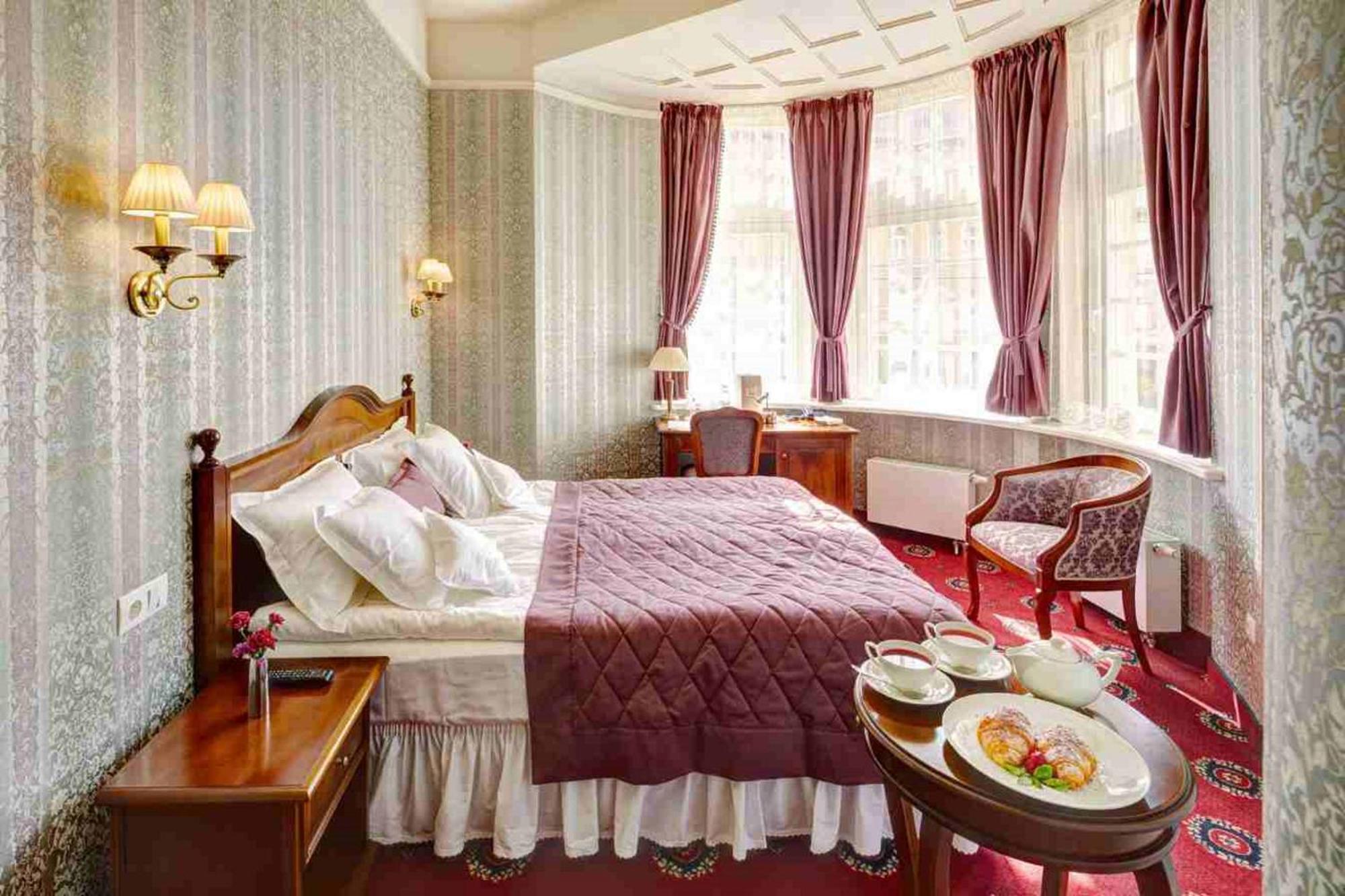 Superior Double or Twin Room Panoramic Windows