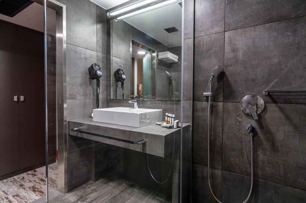 Deluxe Double Room City View