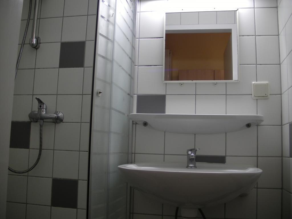 Economy Quadruple Room
