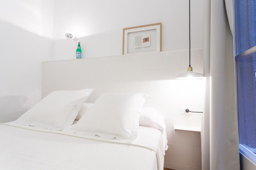 Pokój dwuosobowy typu Economy w wewnętrznej części hotelu – bez widoku