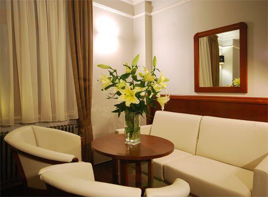 Twin Room,247442773:JPEG