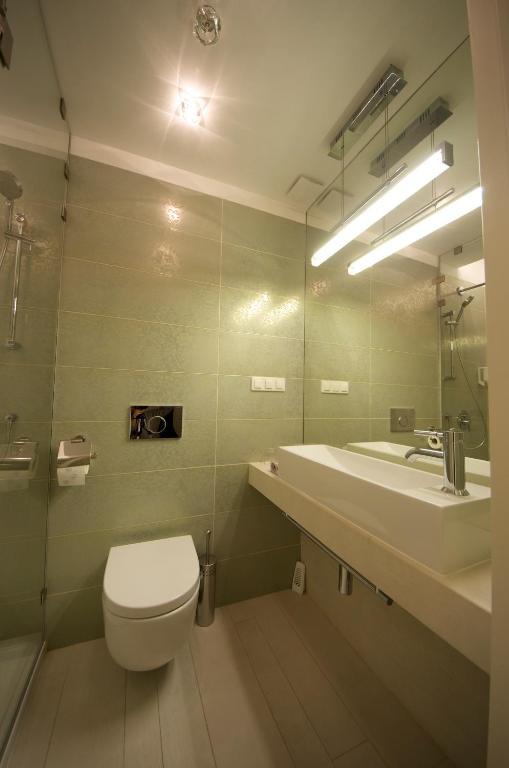 Classic Double Room,1697907478:JPEG