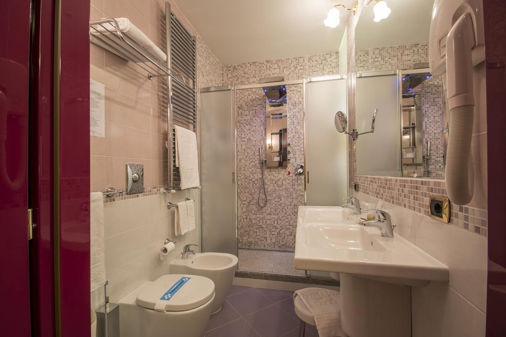 Superior Double Room,917835319:JPEG