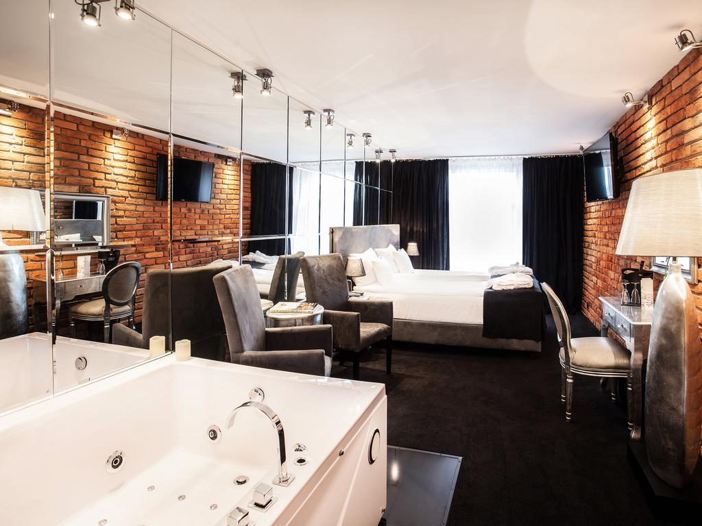 Deluxe Double Room Main Market Square View